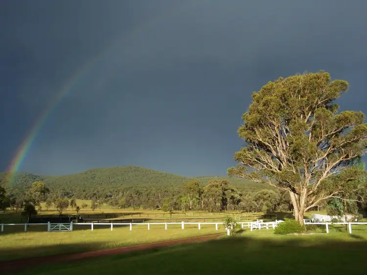 935 Bullock Mount Rd, Yarrowford NSW 2370