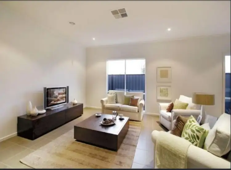 Sixth view of Homely house listing, 3 Nottingham Close, Craigieburn VIC 3064