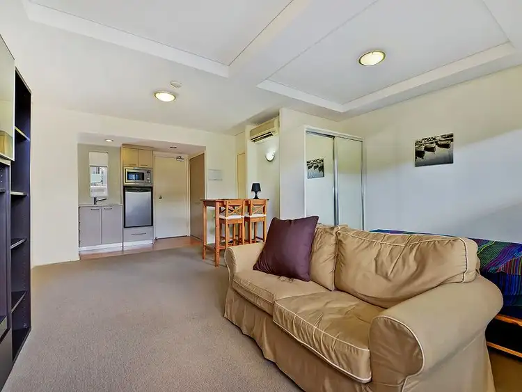 Third view of Homely unit listing, 10/41 Fortescue Street, Spring Hill QLD 4000
