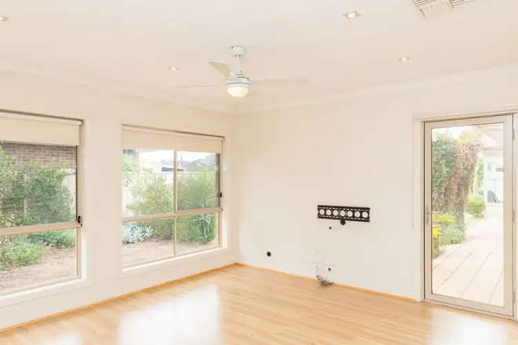 Fifth view of Homely house listing, 2 Coutts Street, Horsham VIC 3400