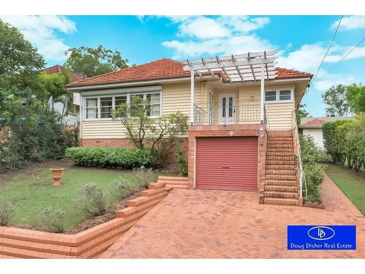 24 Camira Street, St Lucia QLD 4067