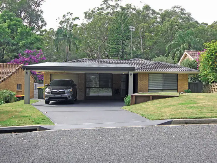 11 Tallean Road, Nelson Bay NSW 2315