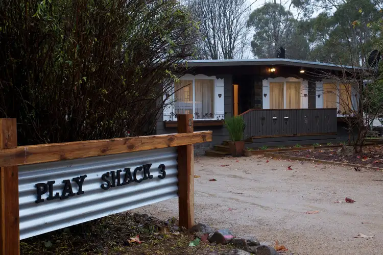 Third view of Homely house listing, 2 Robin Court, Sawmill Settlement VIC 3723