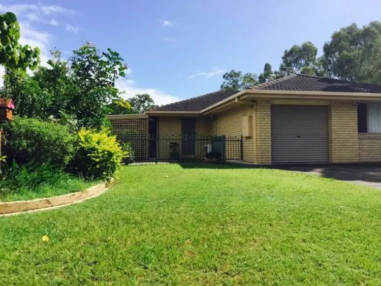 2/82 Village Way, Oxenford QLD 4210