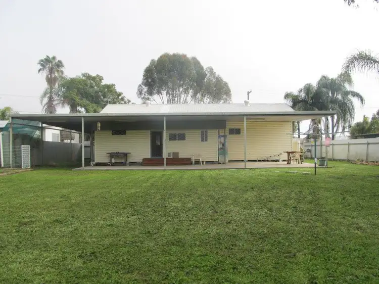 14 Mooculta Street, Bourke NSW 2840