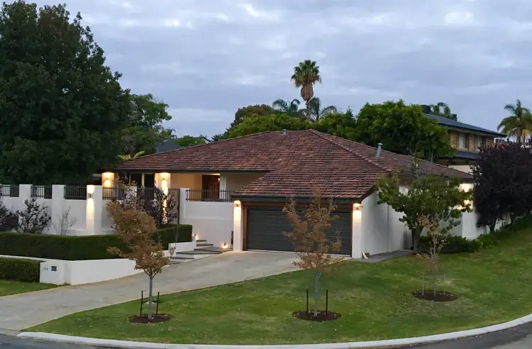 124 Trailwood Drive, Woodvale WA 6026