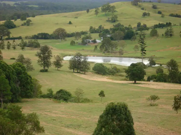 2 Vines Rd., Wolvi QLD 4570