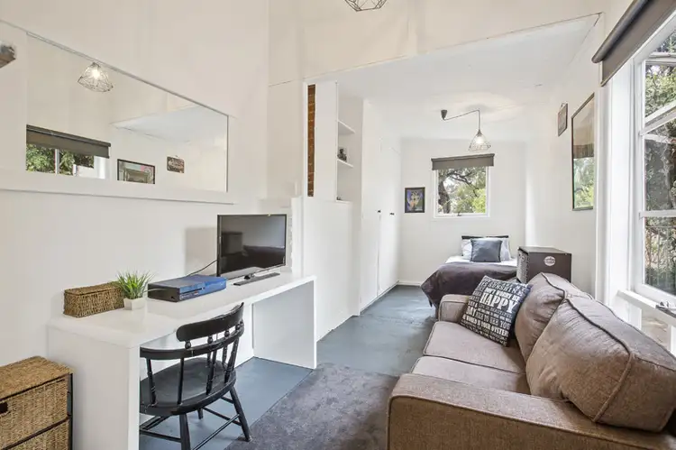 Fourth view of Homely house listing, 8 HAMILTON STREET, Broadford VIC 3658