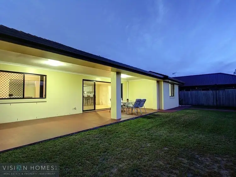11 Waltham St, Heritage Park QLD 4118