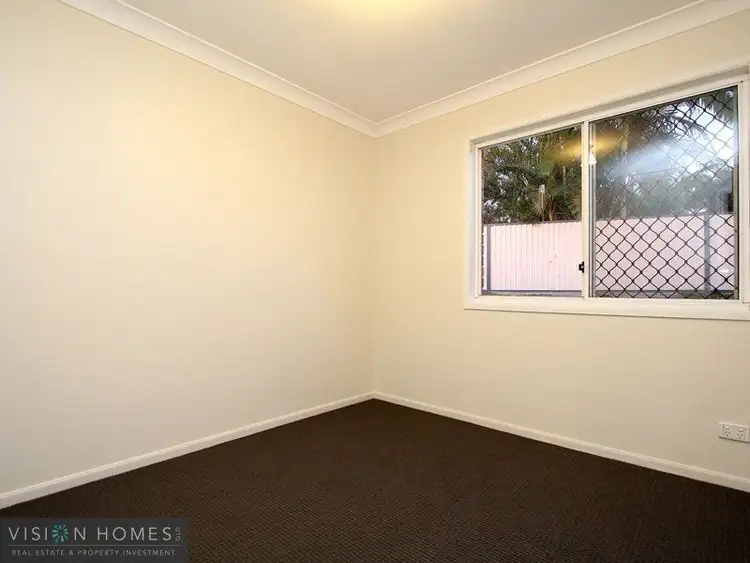 Fifth view of Homely house listing, 10 Wentworth Tce,, Boronia Heights QLD 4124