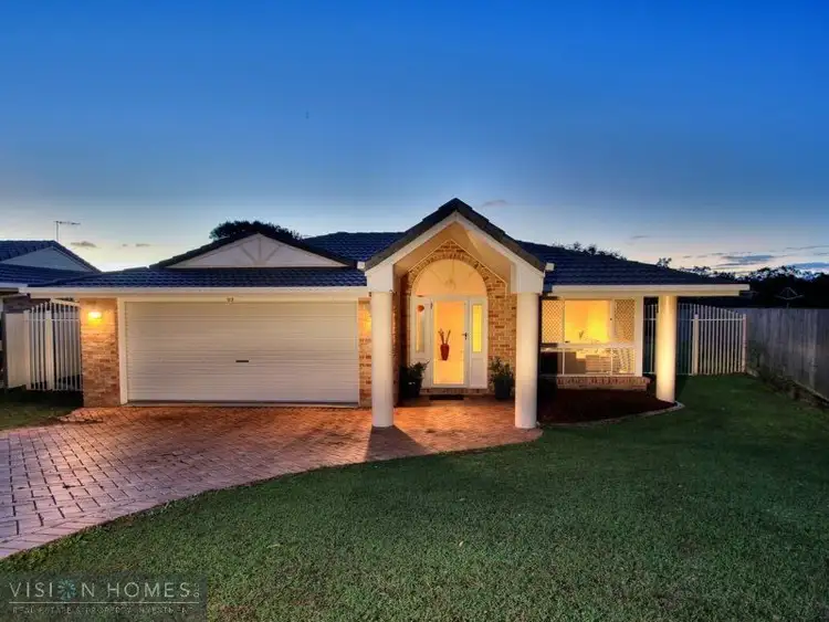 80 St James Crct, Heritage Park QLD 4118