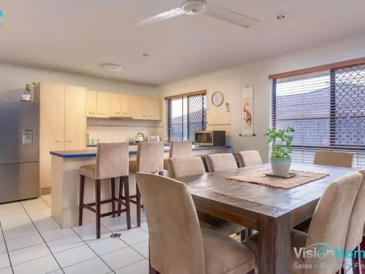 Fifth view of Homely house listing, 4 Leonie Place, Doolandella QLD 4077