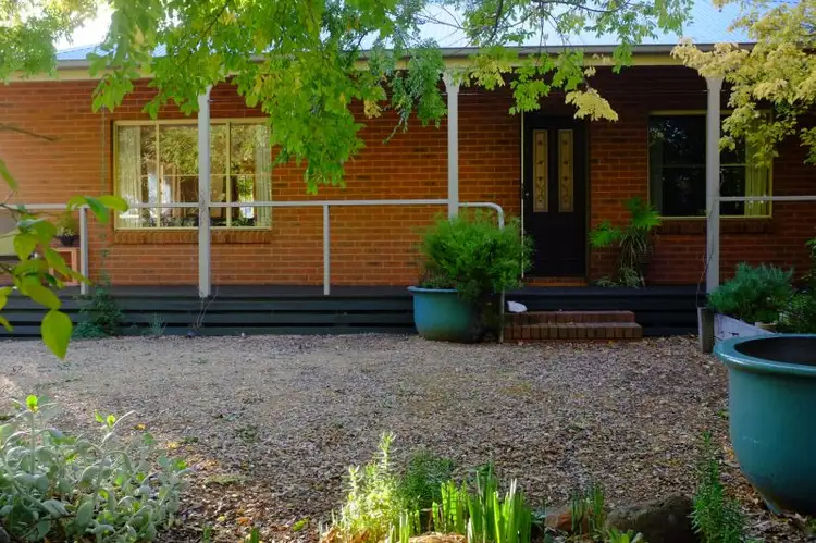 104A High Street, Maldon VIC 3463
