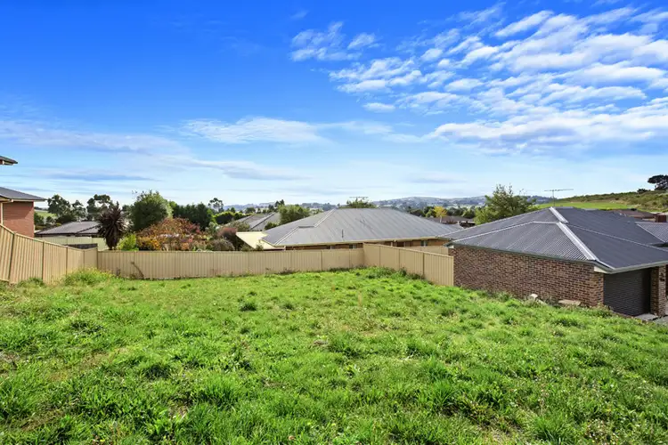 4 CHRYSTOBEL WAY, Kilmore VIC 3764