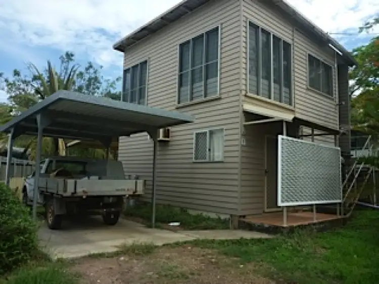 17 Nazeer Street, Thursday Island QLD 4875