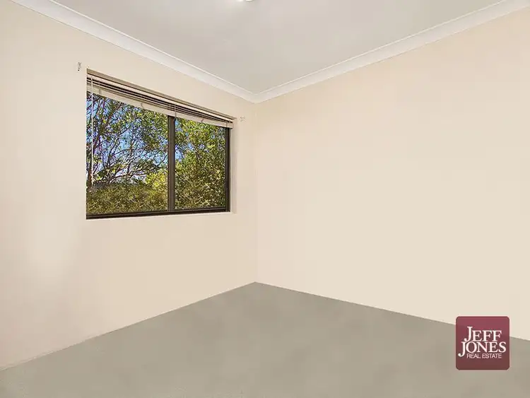 Fifth view of Homely unit listing, 5/11 Galway Street, Greenslopes QLD 4120