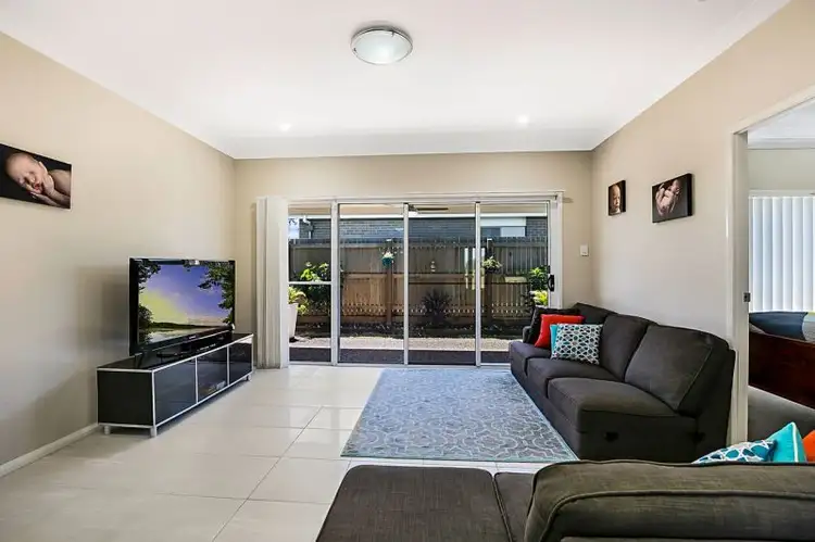 Fifth view of Homely unit listing, 2/19 Abbey Street, Cranley QLD 4350