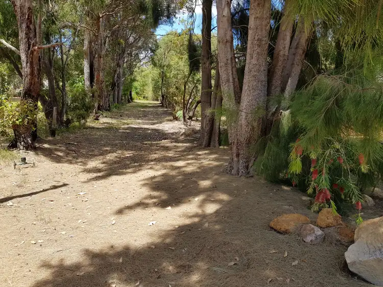 4 Wise Rd, Margaret River WA 6285