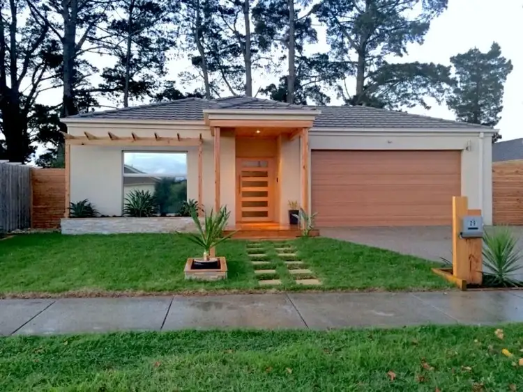 Second view of Homely house listing, 29 Melissa Way, Pakenham VIC 3810