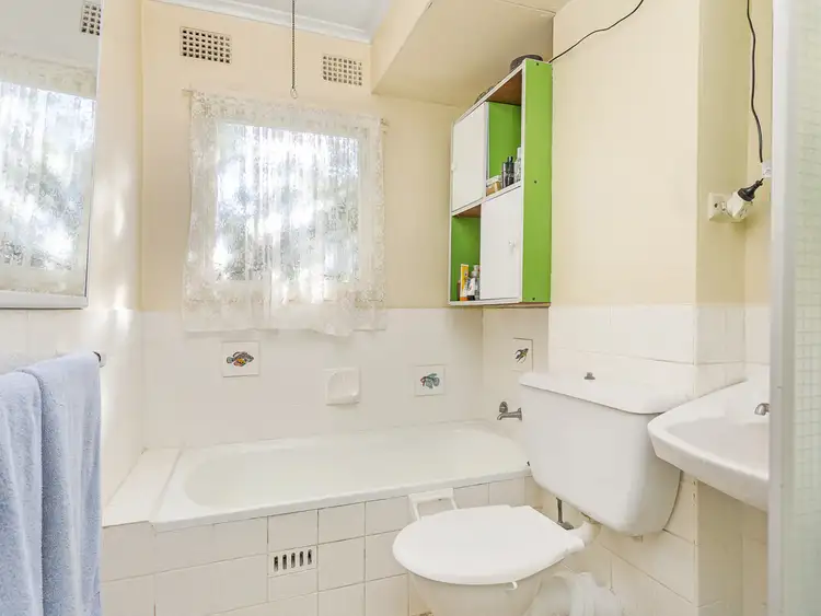 Third view of Homely apartment listing, 6/6 Kimberley Street, Vaucluse NSW 2030