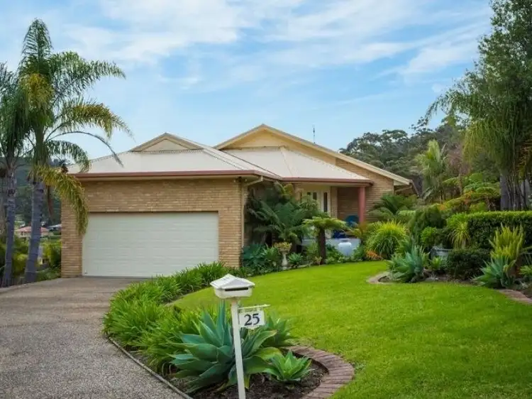 25 Lakewood Drive, Merimbula NSW 2548
