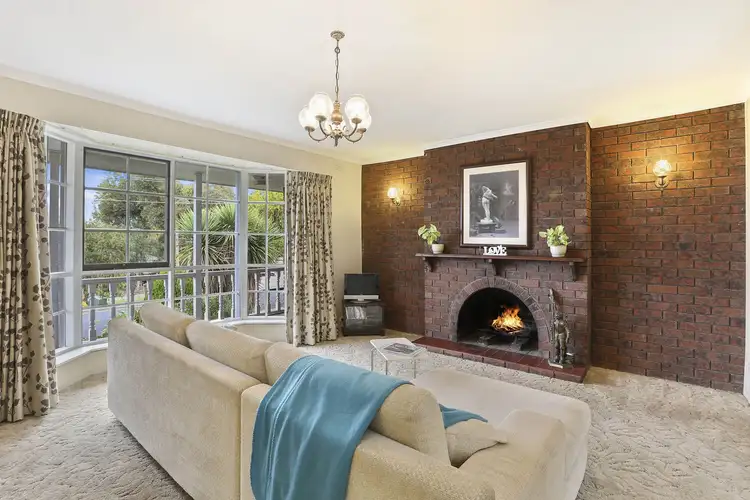 Second view of Homely house listing, 3 Southdown Crescent, Belmont VIC 3216