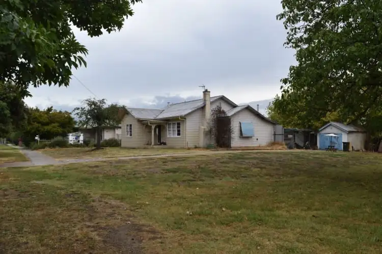 65 Odonnell Avenue, Myrtleford VIC 3737