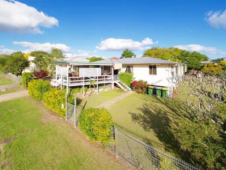 17 Bremer Parade, Basin Pocket QLD 4305