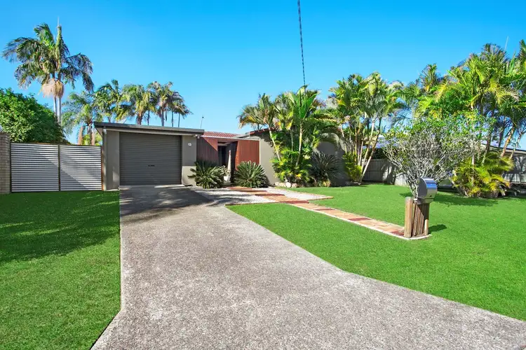 13 Muirfield Crescent, Tewantin QLD 4565