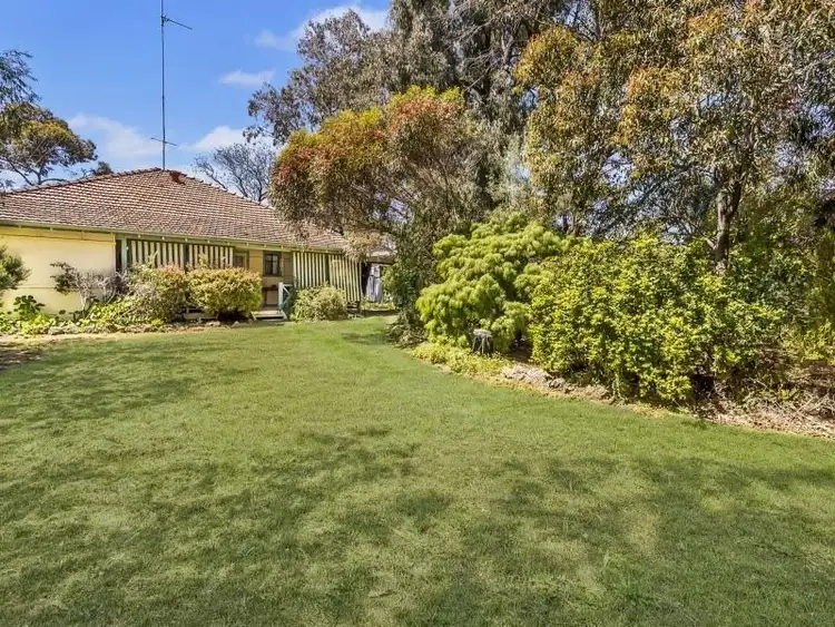 Sixth view of Homely house listing, 1 Sutton Street, Harvey WA 6220