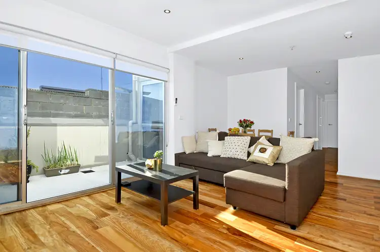 Main view of Homely apartment listing, 2/767 High Street, Preston VIC 3072