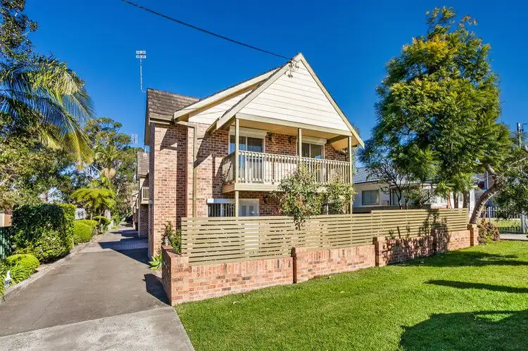 Main view of Homely townhouse listing, 3/10 The Avenue, Corrimal NSW 2518