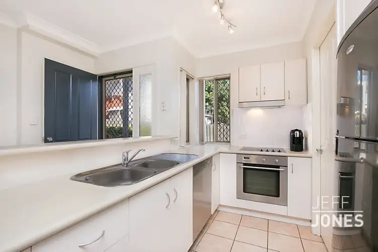 Fourth view of Homely townhouse listing, 4/713 Wynnum Road, Morningside QLD 4170