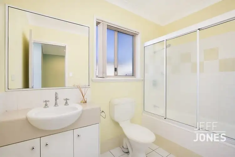 Sixth view of Homely townhouse listing, 4/713 Wynnum Road, Morningside QLD 4170