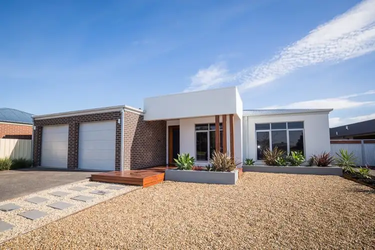 Main view of Homely house listing, 32 McTavish Boulevard, Horsham VIC 3400