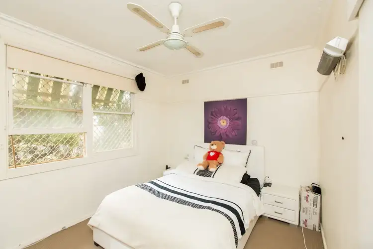Fifth view of Homely house listing, 4 Margaret Avenue, Mount Austin NSW 2650