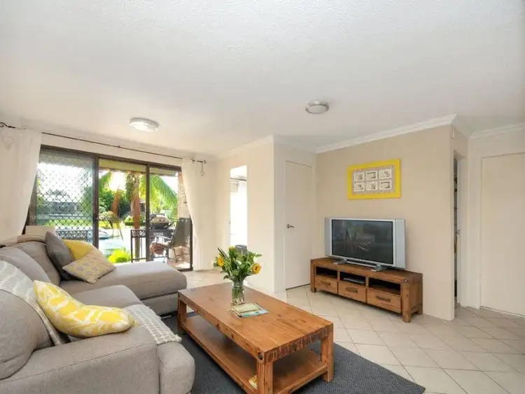 Fourth view of Homely unit listing, 2/41 Karbunya, Mermaid Waters QLD 4218