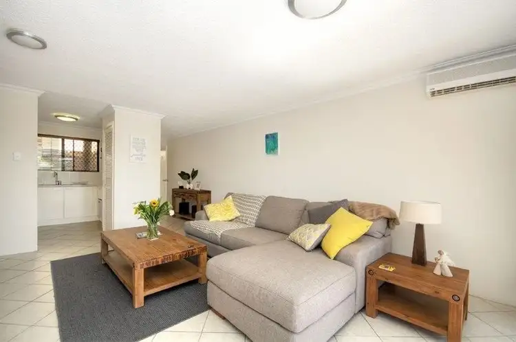 Fifth view of Homely unit listing, 2/41 Karbunya, Mermaid Waters QLD 4218