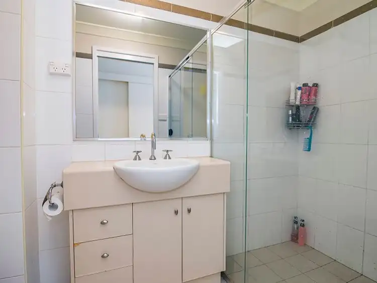 Fourth view of Homely apartment listing, 102/5 Tudor Street, Newcastle West NSW 2302