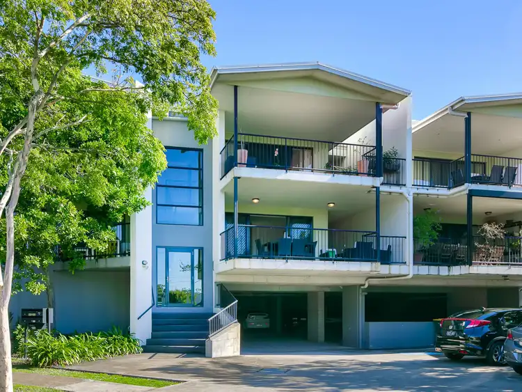 Second view of Homely unit listing, 2/7 GAYTHORNE ROAD, Gaythorne QLD 4051