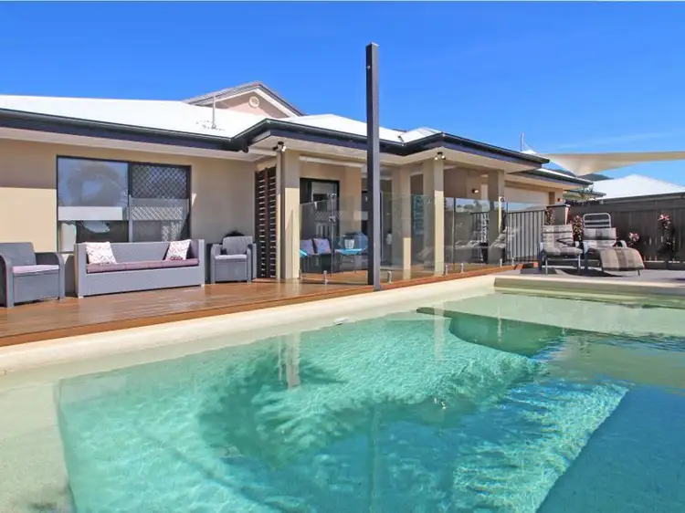 18 Norfolk Circuit, Redlynch QLD 4870