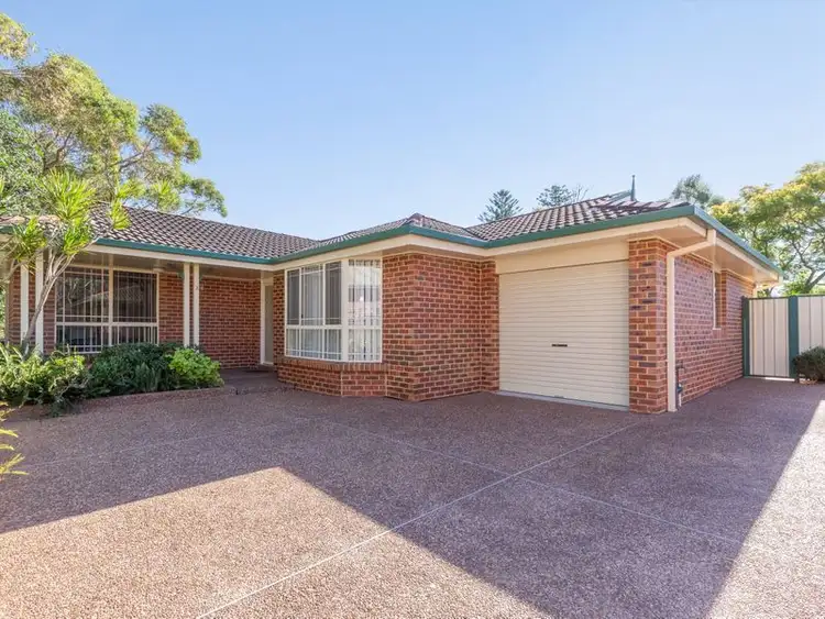 Main view of Homely villa listing, 3/3 Newcastle Crescent, Kahibah NSW 2290