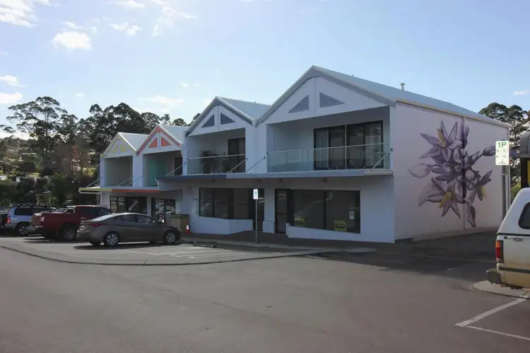 4/3 Strickland Street, Denmark WA 6333