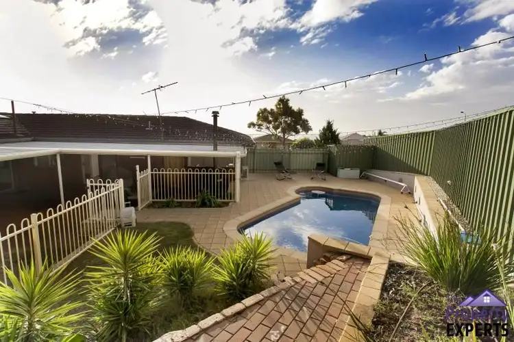 26 Kurrambi Crescent, Hallett Cove SA 5158