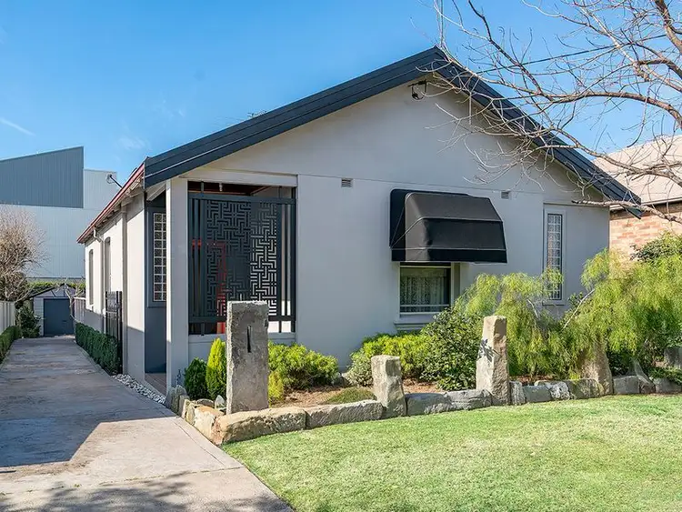 Main view of Homely house listing, 33 Roslyn Avenue, Islington NSW 2296