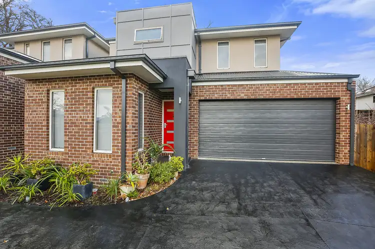 2/4 Bennison Street, Croydon VIC 3136