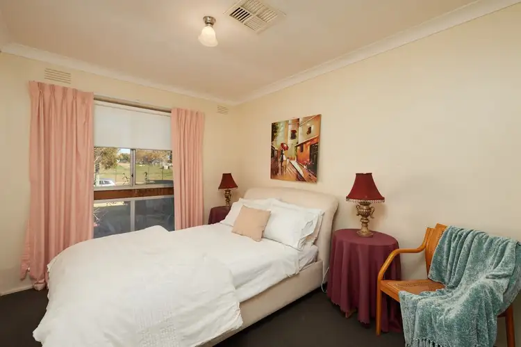 Seventh view of Homely house listing, 39 Leavenworth Drive, Mount Austin NSW 2650