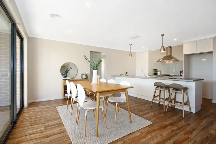 Fourth view of Homely house listing, 2/20 Ashburton Circuit, West Wodonga VIC 3690