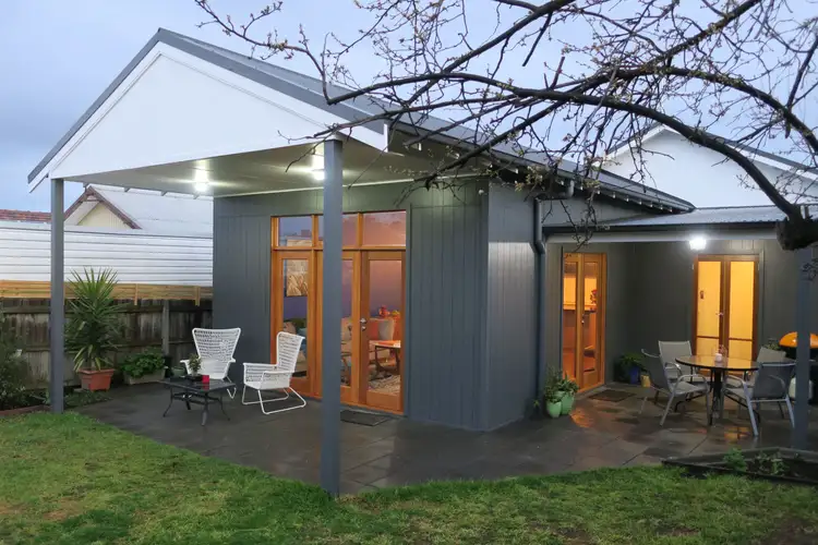 20 Maynard St, Preston VIC 3072