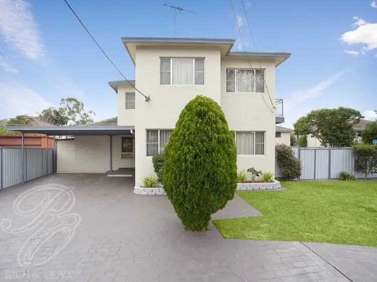 7 Sunlea Crescent, Belfield NSW 2191
